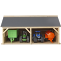 Hangar de madera a escala 1:50 para tractores de juguete con techo abatible.