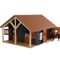 Establo de madera de juguete Kids Globe a escala 1:24 con dos compartimentos y techo abatible para caballos.