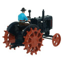 Miniatura a escala 1:32 del tractor clásico Fordson Major con ruedas de hierro de la marca Britains.