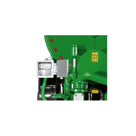 Camión cisterna verde Kotte Garant TSA 30.000 a escala 1:32 de Wiking para modelismo agrícola.