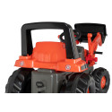 Tractor a pedales rollyJunior Kubota para niños con capó abatible y asiento ajustable.
