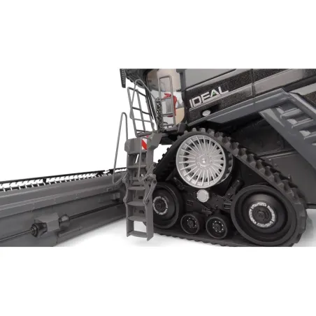 Réplica a escala 1:32 de la cosechadora Fendt IDEAL 10T de Universal Hobbies para coleccionistas.