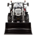 Réplica a escala 1:32 del tractor Steyr 4120 Plus con cargador frontal S635 de Universal Hobbies.