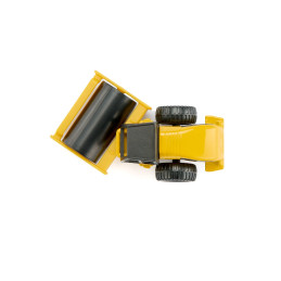 Camión MAN con apisonadora