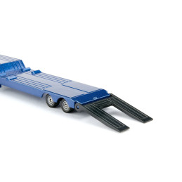 Camión MAN con retroexcavadora