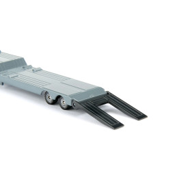 Camión MAN con excavadora