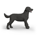 Figura de Labrador Retriever hembra negra de Schleich, juguete realista para coleccionar.