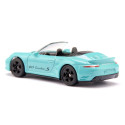 Miniatura de juguete Porsche 911 Turbo S Cabriolet de SIKU en metal y plástico.