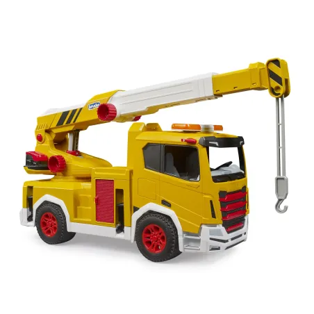 Camión grúa de juguete ROADMAX de Bruder a escala 1:16 con brazo extensible y soportes desplegables.