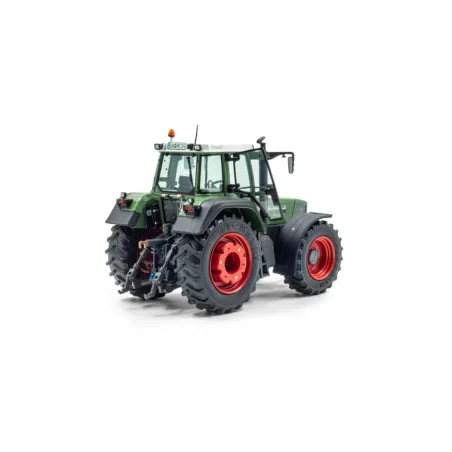 Tractor de metal Fendt Favorit 926 Vario de primera generación a escala 1:32 de Weise-Toys para coleccionistas.