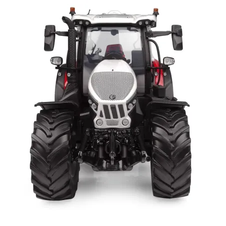 Réplica a escala 1:32 en metal del tractor Steyr Impuls 6200 CVT de Universal Hobbies para coleccionistas.