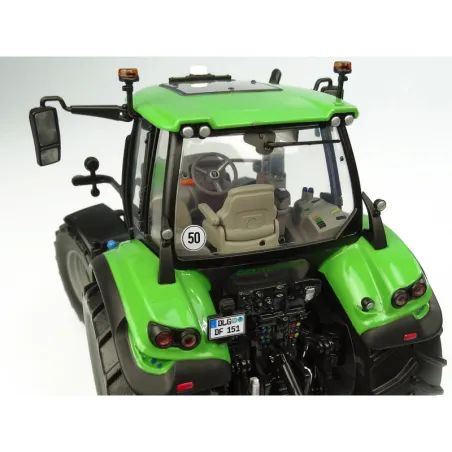 Tractor Deutz-Fahr 6150.4 RV Shift a escala 1:32, miniatura de metal detallada para coleccionistas.