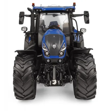 Réplica a escala 1:32 del tractor New Holland T7.210 Dynamic Blue 2026 en metal azul.