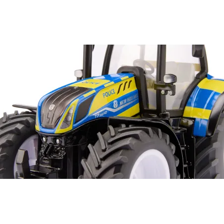 Tractor de policía New Holland