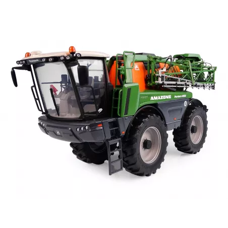 Réplica metálica a escala 1:32 del pulverizador Amazone Pantera 4503 de Universal Hobbies.