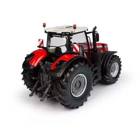 Tractor en miniatura Massey Ferguson 8740S a escala 1:32 de Universal Hobbies fabricado en metal.