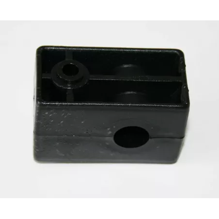 Accesorio Bolck de plástico de alta resistencia para tractores de pedales Rolly Toys.