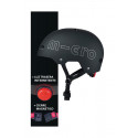Casco urbano Negro V2 de policarbonato con luz LED trasera integrada y cierre magnético para ciclismo urbano.