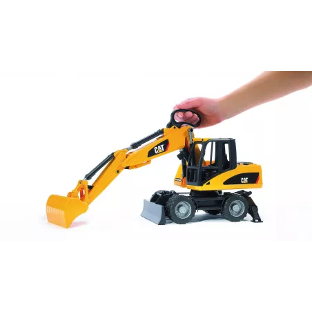 Excavadora caterpillar - escala 1:16