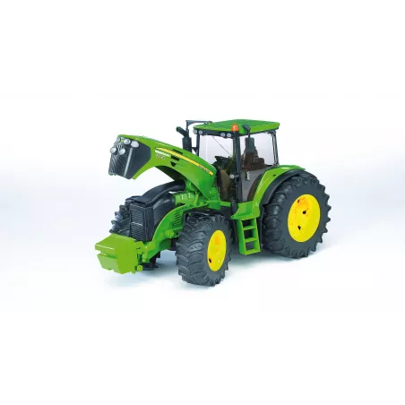 Tractor de juguete John Deere 7930 de Bruder a escala 1:16