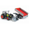 Tractor Claas Nectis 267F con pala y remolque