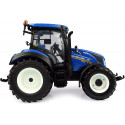 Tractor de metal New Holland T5.130 a escala 1:32, réplica detallada para coleccionistas agrícolas.