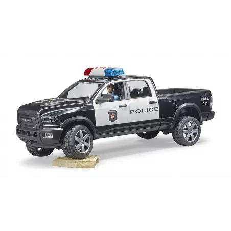 Coche de policía de juguete RAM 2500 de Bruder a escala 1:16 con luces y sonido.