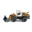 Maqueta a escala 1:50 de la cargadora de ruedas Liebherr L 566 en metal y plástico.