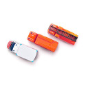 Conjunto de emergencia de juguete con piezas de metal y plástico acoplables.