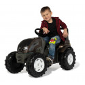 Tractor a pedales infantil Rolly Farmtrac Premium Valtra con asiento ajustable para juegos al aire libre.