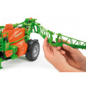 Remolque pulverizador de juguete Amazone UX 5200 de Bruder a escala 1:16 con depósito de agua funcional.