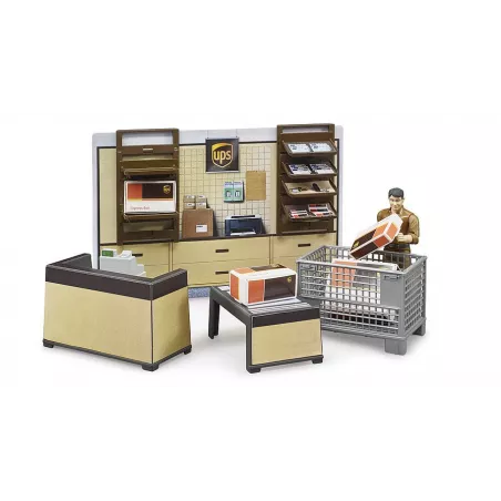 Tienda de paquetería UPS bworld de Bruder a escala 1:16 con figura de empleado, mostrador, báscula y paquetes.