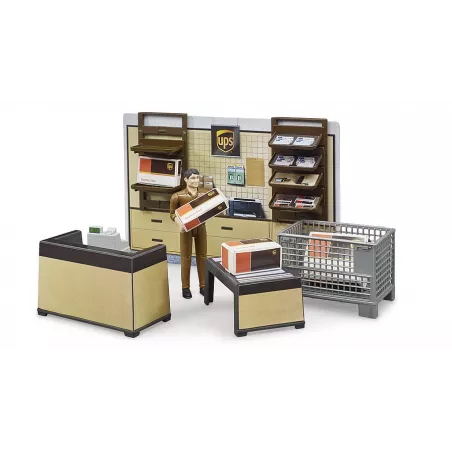 Tienda de paquetería UPS bworld de Bruder a escala 1:16 con figura de empleado, mostrador, báscula y paquetes.