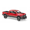 Camión de juguete RAM 2500 Power Wagon marca Bruder a escala 1:16 con puertas móviles.
