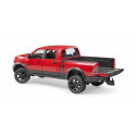 Camión de juguete RAM 2500 Power Wagon marca Bruder a escala 1:16 con puertas móviles.