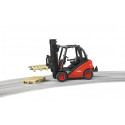 Carretilla Linde H30D Bruder 02511 | Escala 1:16