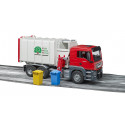 Camión de basura de juguete MAN TGS de Bruder a escala 1:16 con cargador lateral y contenedor trasero.