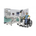 Set de asistencia médica Bruder a escala 1:16 con figura y accesorios de rescate de juguete.