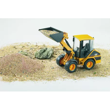 Vehículo Caterpillar articulado de juguete escala 1:16 fabricado en plástico ABS.