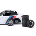 Miniatura de coche BMW Z4 M40i a escala 1:50 con puertas practicables y piezas de metal.