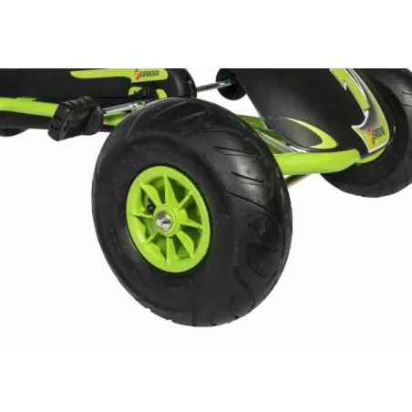 Kart a pedales Ferbedo AR8G con chasis de acero y asiento ajustable para niños de 5 a 11 años.