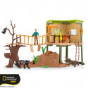 Estación de aventuras WILD LIFE con figuras de animales exóticos y guardabosques para misiones de rescate.