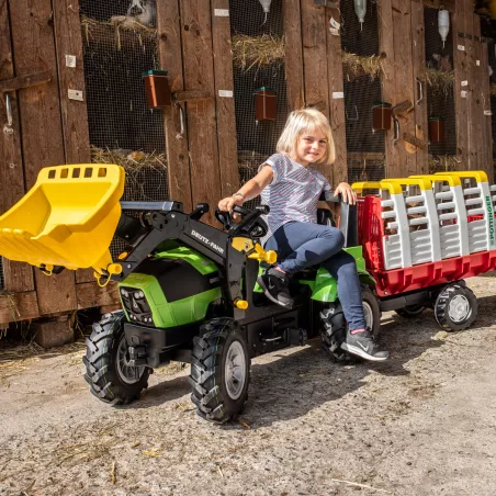 Tractor Deutz-fahr Agrotron con pala y ruedas neumaticas a pedales