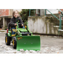 Pala quitanieves verde RollySnow Master ajustable para tractor de pedales de juguete.