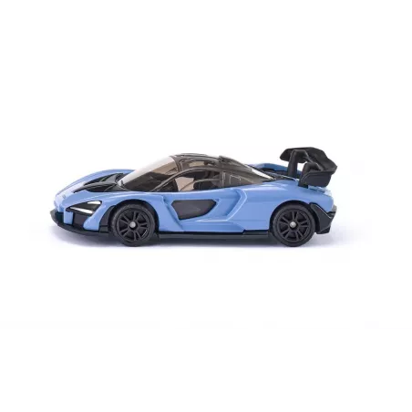 Coche de juguete McLaren Senna en miniatura de metal y plástico con detalles realistas.