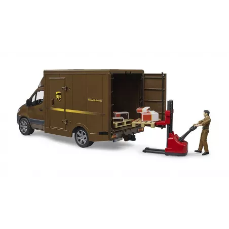 Furgoneta de juguete Mercedes Benz Sprinter de UPS a escala 1:16 con figura de repartidor y accesorios Bruder.