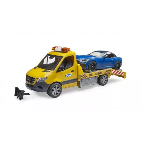 Portacoches de juguete Mercedes-Benz Sprinter de Bruder a escala 1:16 con luces, sonido y coche deportivo Roadster.