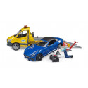Portacoches de juguete Mercedes-Benz Sprinter de Bruder a escala 1:16 con luces, sonido y coche deportivo Roadster.