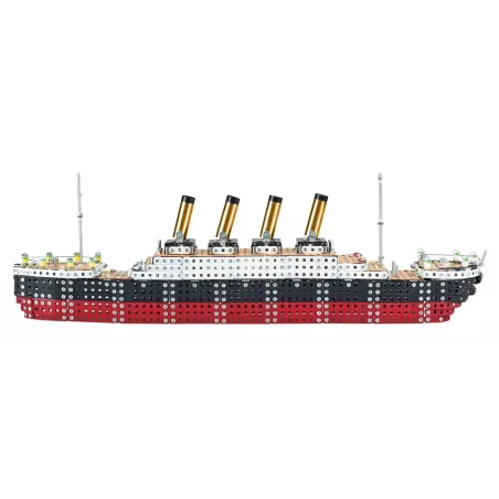 Maqueta metálica detallada del barco Titanic de 68 cm y 1871 piezas para modelismo y colección.