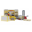 Tienda bworld DHL | Centro de paquetería con montacargas